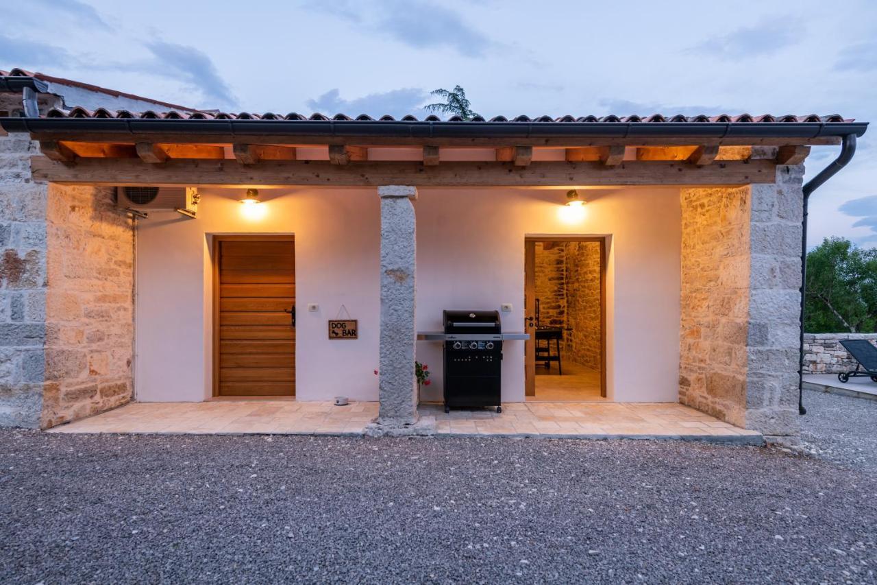 Honey House Villa Roial Buitenkant foto